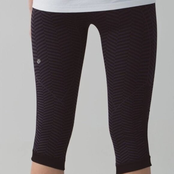 Lululemon In the Flow Crop II Legging Heathered Naval Blue Seamless 4 - Picture 4 of 7